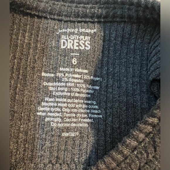 Sweater Dress with layered Tulle bottom size 6 - Picture 5 of 5